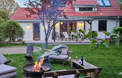 Beautiful Home In Podwilczyn With Sauna - Foto 3