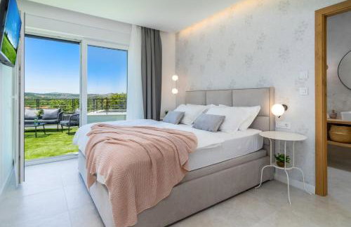 Villa Top Hill, heated infinity pool, Jacuzzi, Sauna, 5 en-suite bedrooms, a Media room - Foto 49