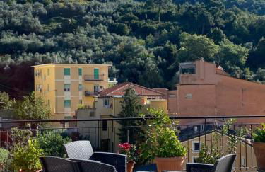LA TERRAZZA DI MONTEROSSO - Photo 32