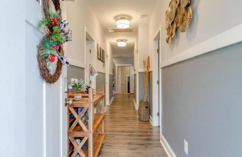 Music City Charmer Tons of Beds Thirty Day Minimum - Foto 6