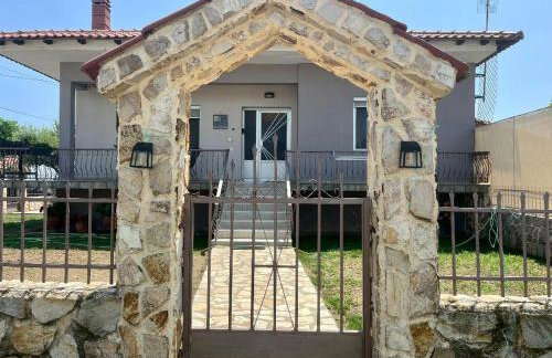 Lina's House - Photo 2