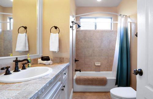 Lake House - A Birdy Vacation Rental - Foto 40