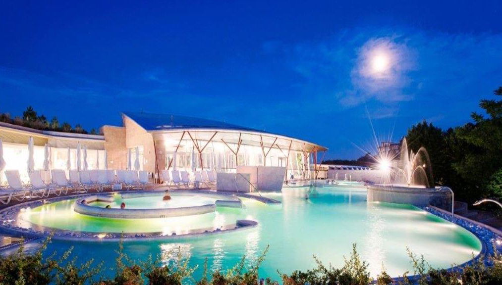 Bilhete para as Termas de Theia e Degustação de Comida Local - Foto 1