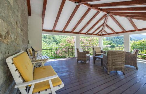 Beautiful Home In Kucice With Wifi - Photo 9