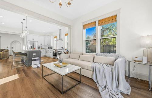 Design-Forward New Build 3BR2BA Seminole Heights - Foto 3