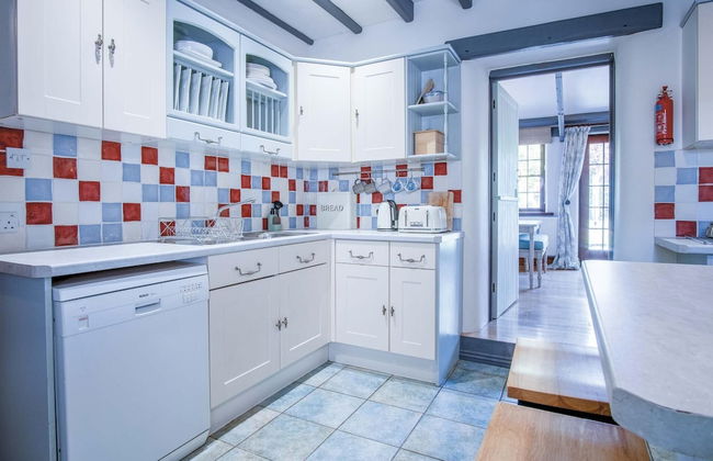 Tregoyr - 3 Bedroom Holiday Home - St. Florence - Photo 19