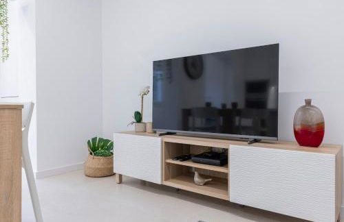 New Apartment by the Metro - Foto 17