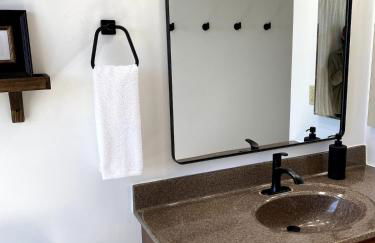 11-Acre Retreat I Firepit, Pickleball and Nature - Foto 33