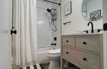 Fairview Terrace-Brand New 3BDRM, Central Location - Foto 45