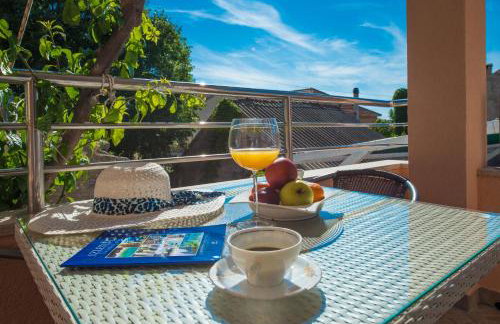 Villa Zdenka with heated pool - Photo 56