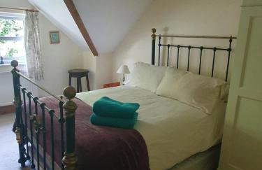 Escape to Pembrokeshire - charming spacious cottage - Foto 8