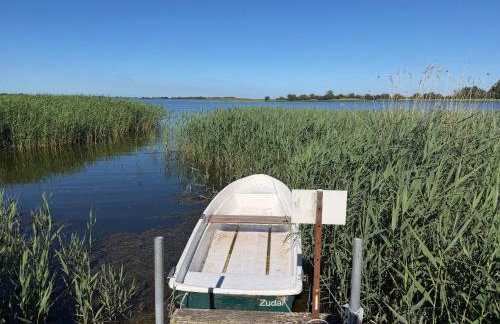 Ferienwohnung - Rügenbrise am Wasser mit Steg und Paddelboot - alles inklusive - Foto 2