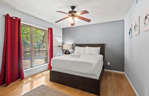 Spacious Preston Hollow Condo - Foto 14