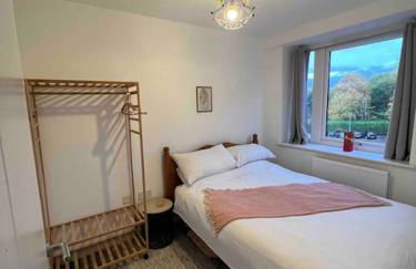 BeeStay - Cosy 1 bed flat in the heart of Cheadle Hulme - Photo 4