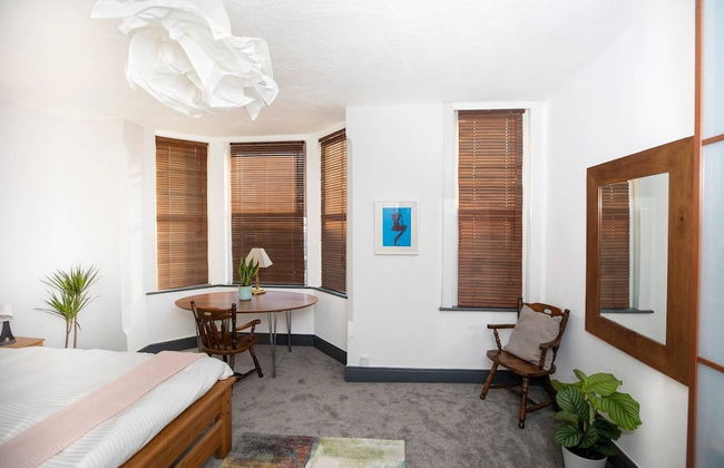 Arthouse Lovely Spacious 5 bed house - Foto 3