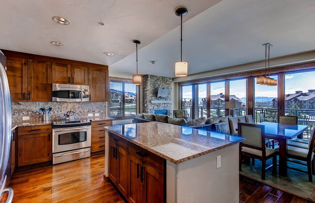 Trailhead Lodge - Photo 19