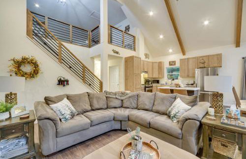 Waterfront Webster Cabin with Dock on Warner Lake! - Foto 7