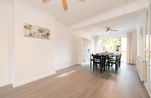 4 Bedroom Family Home In South East London - Photo 50