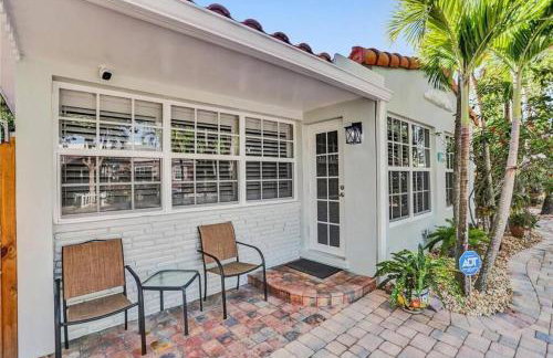 Chic Victoria Park Villa with Heated Pool and Spa - Foto 26