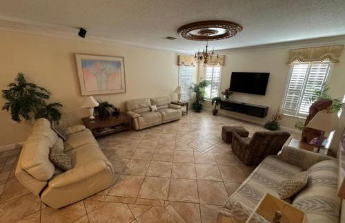 Southern Comfort on Hampton Lakes - The Ultimate Luxury Retreat! - Foto 42