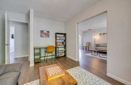 Centrally Located Reno Retreat with Patio and Yard - Foto 8