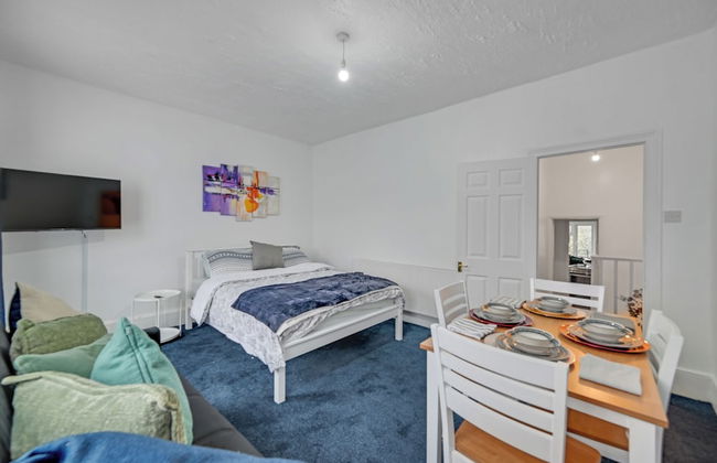 Sleeps 4 - Near Tottenham Stadium w Free Parking - Foto 2