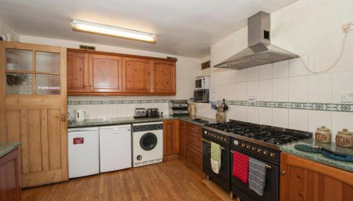 Makeney Chapel - Photo 2