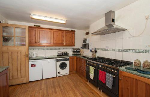 Makeney Chapel - Photo 2