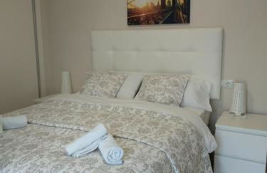 Plaza Mayor 2 bedroom Apartment - Photo 10