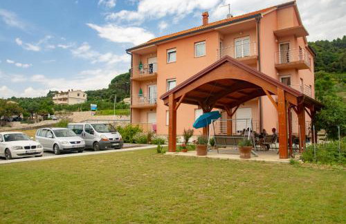 Apartments Neda - Photo 3