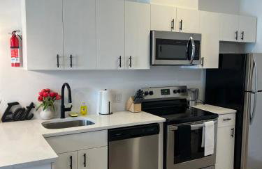 Luxury Queen Studio- Minutes To NYC, EWR & MetLife - Foto 12