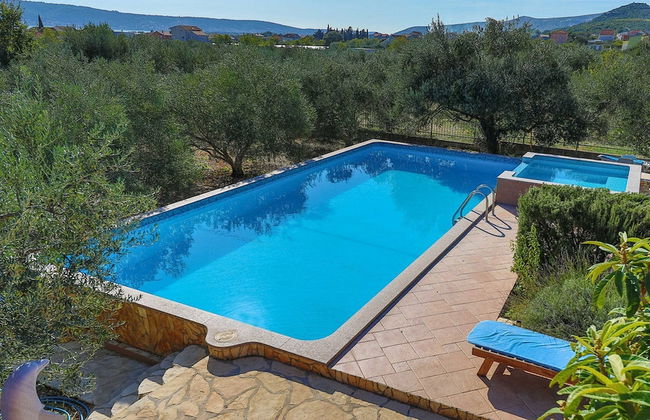 Picturesque Escape Holiday Home With Pool and Sauna - Foto 22