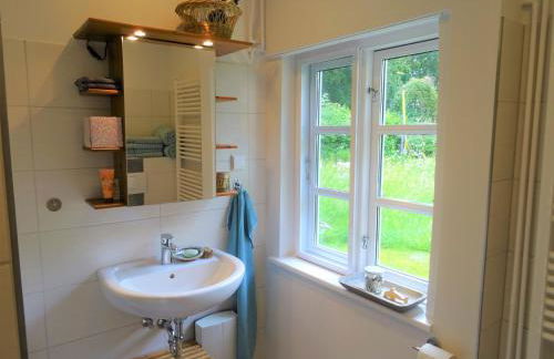 Kleines Reethaus Johannsen - mit geschmackvoller Einrichtung und tollem Garten - Foto 6