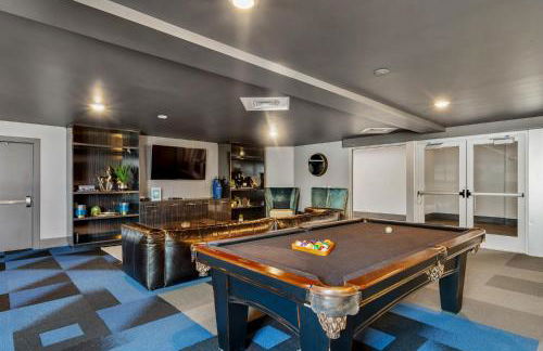 Deluxe Central 1BR 1BA Pool,Hot Tub,Gym,Parking - Foto 35