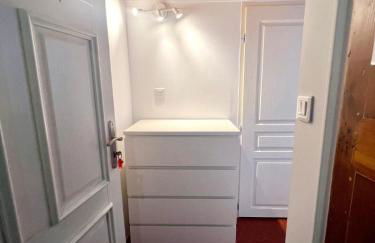 Studio Chalucet - close to train station - Foto 18