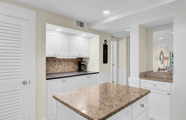 303a Shipwatch by Avantstay Ocean View Shared Pool Boardwalk to Beach - Foto 12