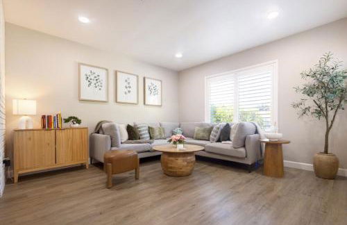 Elegant 3 Bedroom 2 Bathroom With EV Charging Near Santa Anita - Foto 16