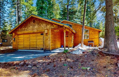 Happy Family Cozy Cabin - Photo 28