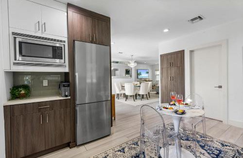 Elegant 3BR w Pool Near Downtown WPB - Foto 26