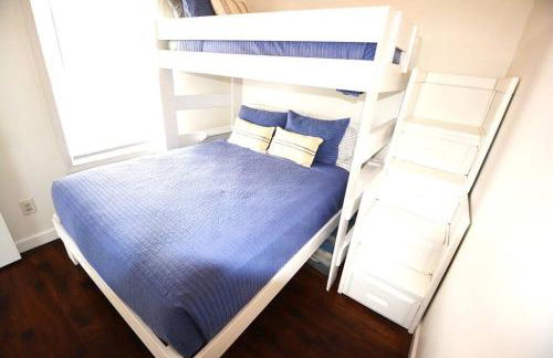 Remodeled, Grill, Outside Seating, Dock, Swimming - Photo 17