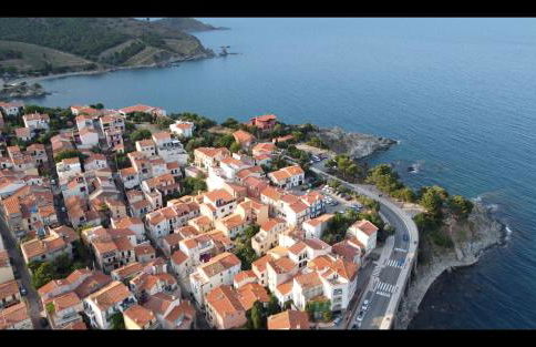 Vue Panoramique Exceptionnelle Mer, Montagne et Village l T2 Luxueux - Foto 21