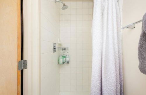 ChampaHouse- Easy access to Rino/Ballpark/Downtown - Foto 59