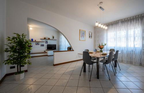 Three bedroom apartment - Lake view - Larihome A57 - Foto 10