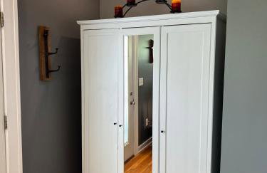 CRAFTSMAN'S MAIN FLOOR with huge DECK! - Foto 20