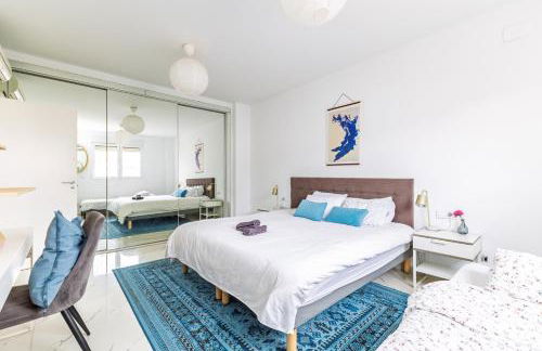 Casa Familiar 9 Pax, Smart TV, Centro, Playa, Café, AC - Foto 25