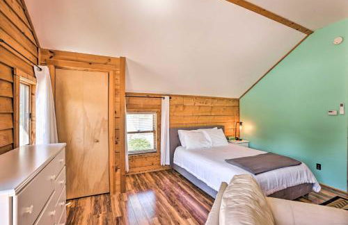 Less Than 1 Mi to Dtwn Suttons Bay! Studio with Shared Beach - Foto 13