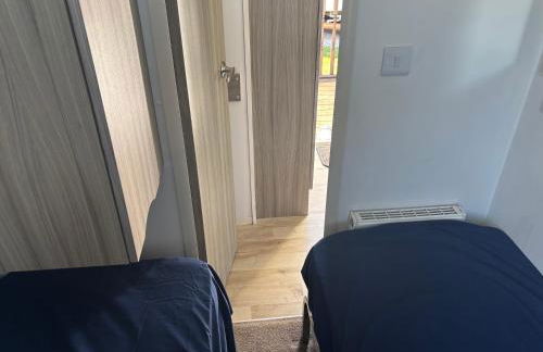 Sea Breeze Retreat 2 Bedroom Pet Friendly Caravan in Clarach Bay - Foto 30