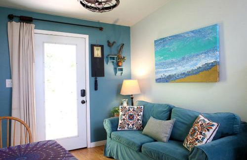 Pet Friendly Charming Cottage with Incredible Views and Hot-tub in Rainbow, California - Foto 14