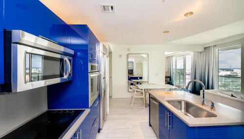 High Floor Luxury 2BR 2BA, Sleeps 6, Resort Access - Horizon by HomeStakes Stays - Foto 4, stove