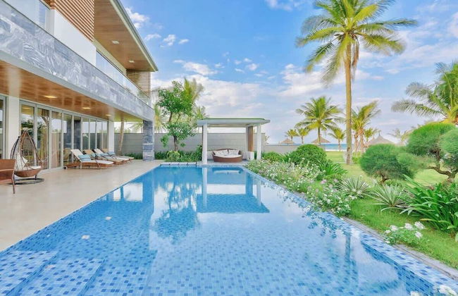 Luxe 6BR Beachfront Villa: Group Getaway Haven - Foto 22